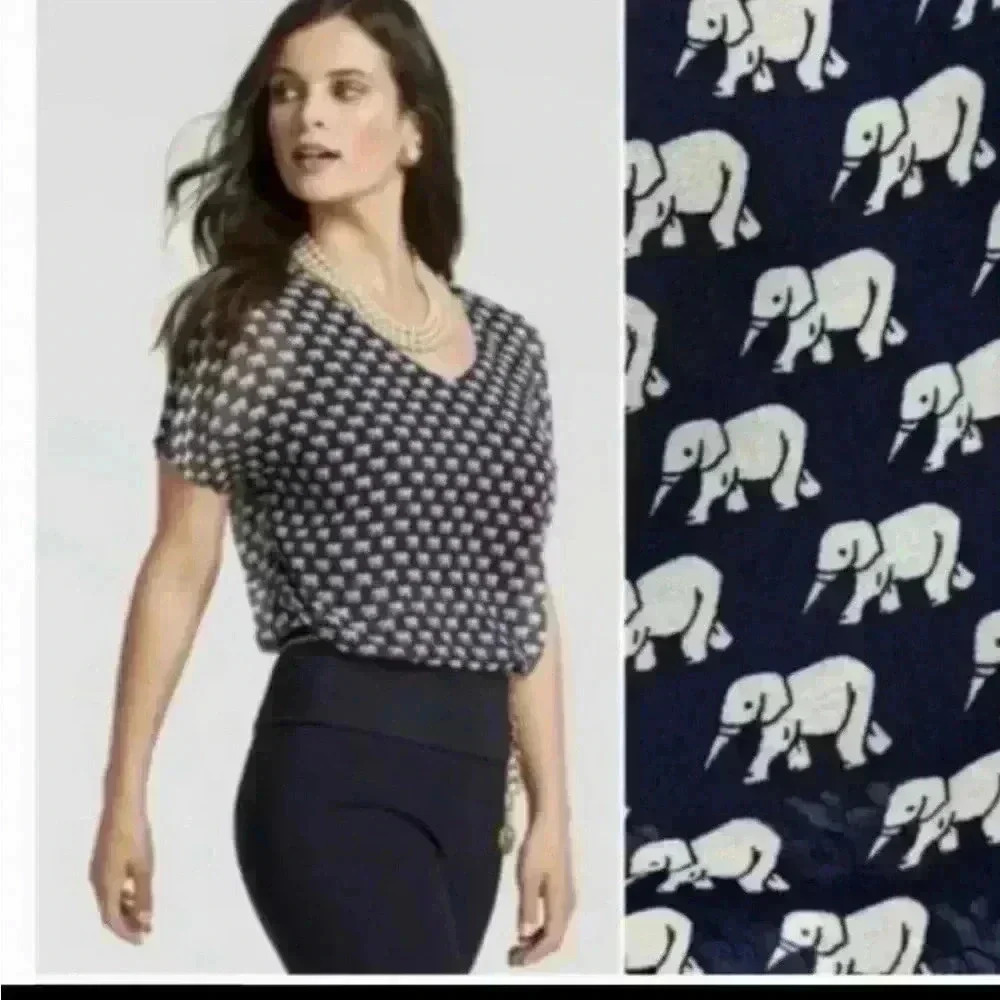 Cabi Parade Blouse Top Size Large Elephant Print Navy Blue White women’s small